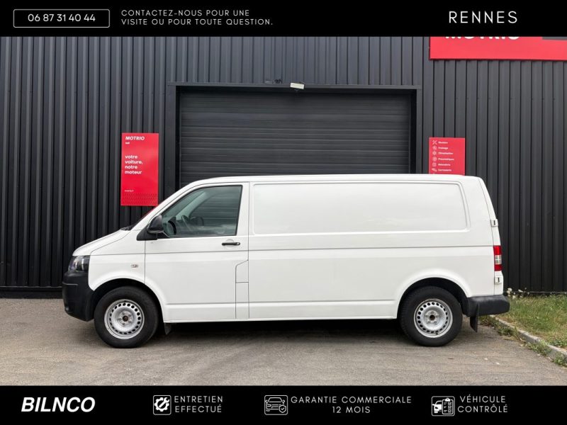 Volkswagen Transporter T5 L2H1 2.0 TDI 140ch DSG7 / Sièges Chauffants / Attelage / Webasto / Radars 