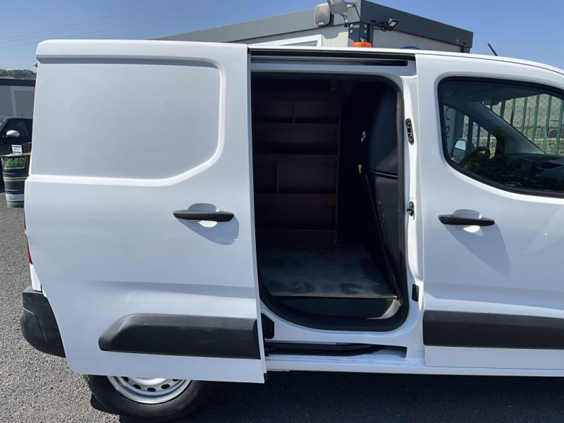 TVA RÉCUPÉRABLE, DISTRIBUTION NEUVE* CITROEN BERLINGO M 1000 1.6 BLUE HDI 100 CV WORKER 2019