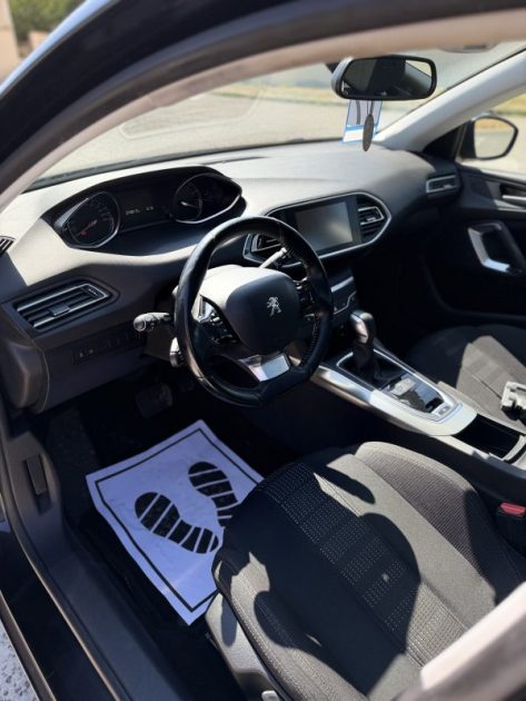 PEUGEOT 308 BOITE AUTO / CAMERA / TOIT PANO ✅