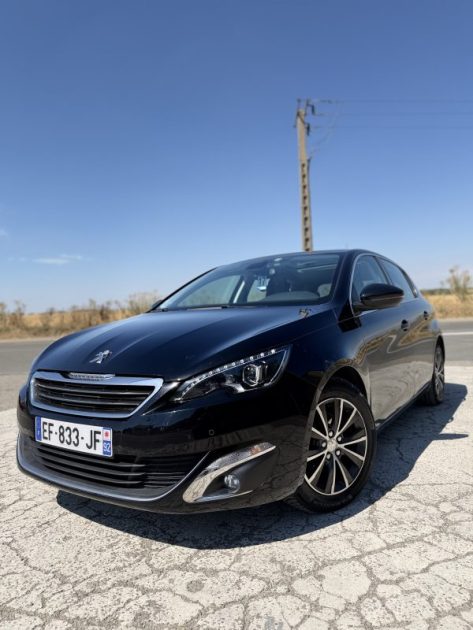 PEUGEOT 308 BOITE AUTO / CAMERA / TOIT PANO ✅