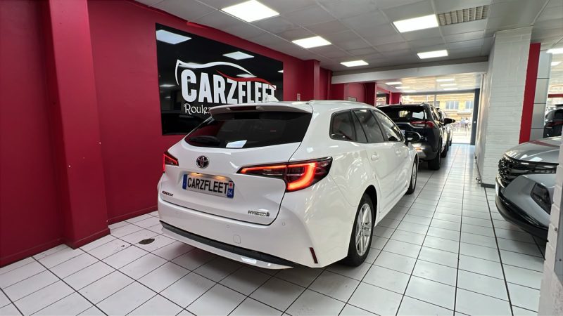 TOYOTA COROLLA TOURING SPORTS HYBRIDE 1.8 DYNAMIC BUSINESS 122cv/1 ERE MAIN/TVA RECUPERABLE