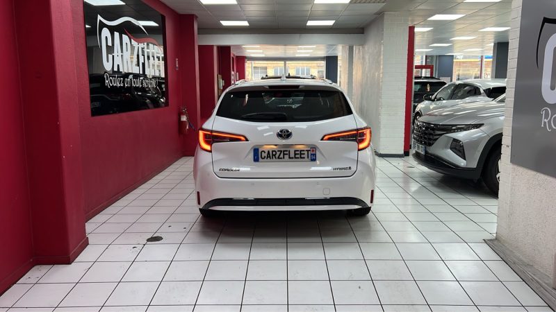 TOYOTA COROLLA TOURING SPORTS HYBRIDE 1.8 DYNAMIC BUSINESS 122cv/1 ERE MAIN/TVA RECUPERABLE