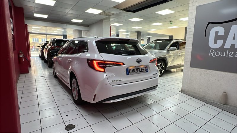 TOYOTA COROLLA TOURING SPORTS HYBRIDE 1.8 DYNAMIC BUSINESS 122cv/1 ERE MAIN/TVA RECUPERABLE