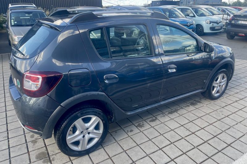 DACIA SANDERO 1.0 TCE 90CH STEPWAY AMBIANCE 2016