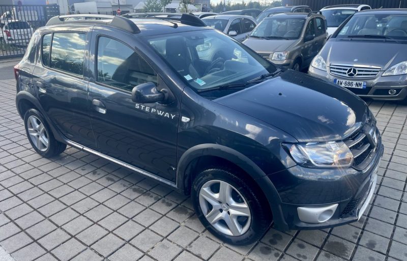 DACIA SANDERO 1.0 TCE 90CH STEPWAY AMBIANCE 2016