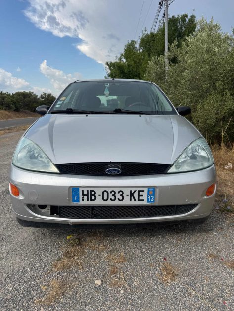 FORD FOCUS I 1.6 ESSENCE 100 Cv CONFORT
