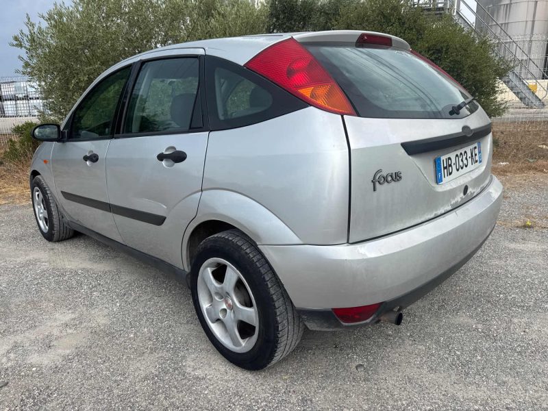 FORD FOCUS I 1.6 ESSENCE 100 Cv CONFORT