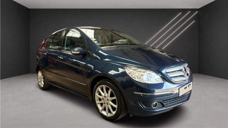 MERCEDES CLASSE B 200 TURBO PACK SPORT AUTOTRONIC FAIBLE KM TOIT OUVRANT 