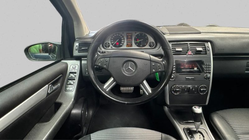 MERCEDES CLASSE B 200 TURBO PACK SPORT AUTOTRONIC FAIBLE KM TOIT OUVRANT 