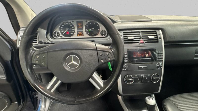 MERCEDES CLASSE B 200 TURBO PACK SPORT AUTOTRONIC FAIBLE KM TOIT OUVRANT 