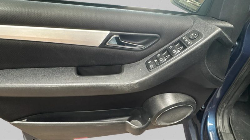 MERCEDES CLASSE B 200 TURBO PACK SPORT AUTOTRONIC FAIBLE KM TOIT OUVRANT 