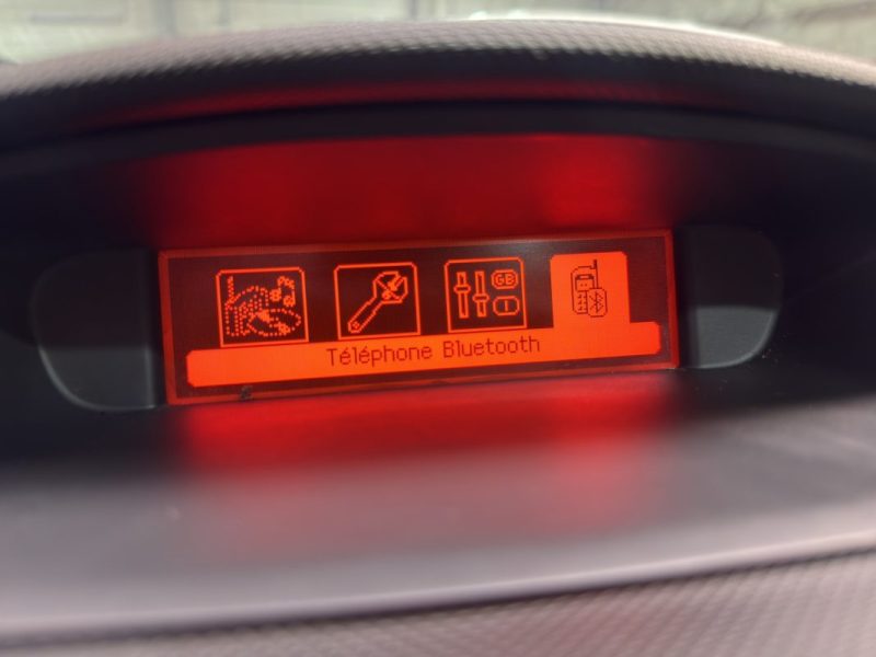 PEUGEOT 308 1.6 VTI 120CH PREMIUM 2009
