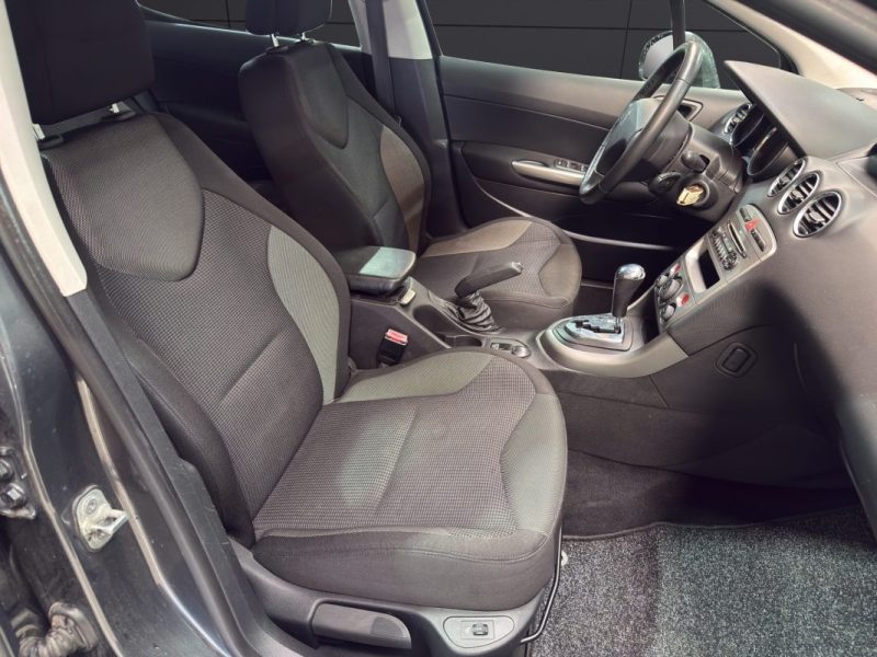 PEUGEOT 308 1.6 VTI 120CH PREMIUM 2009