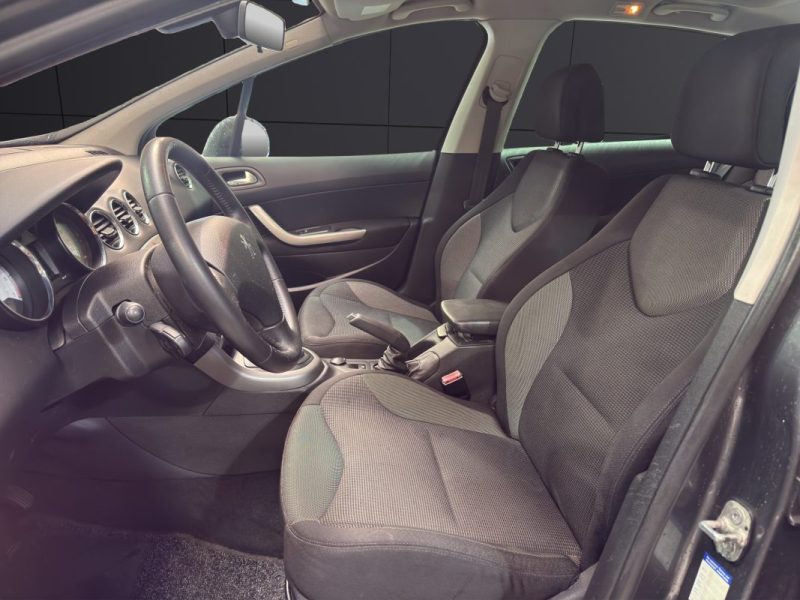PEUGEOT 308 1.6 VTI 120CH PREMIUM 2009