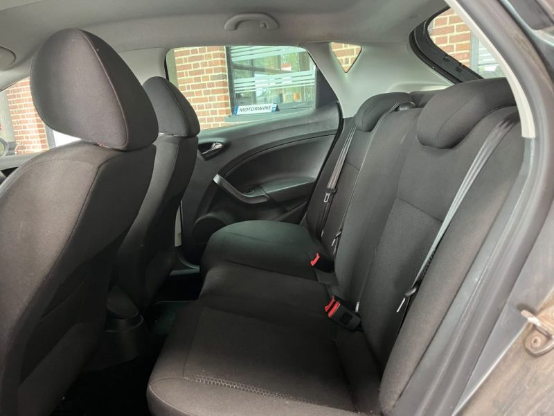 🚗 SEAT IBIZA IV 1.4 TDI 105ch ⚙️ FR 📡 Radars de recul 📱 Bluetooth ❄️ Climatisation