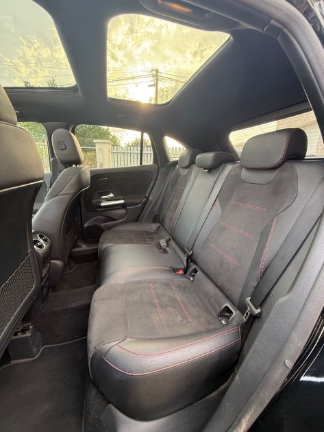 MERCEDES GLA 200 AMG LINE DCT 