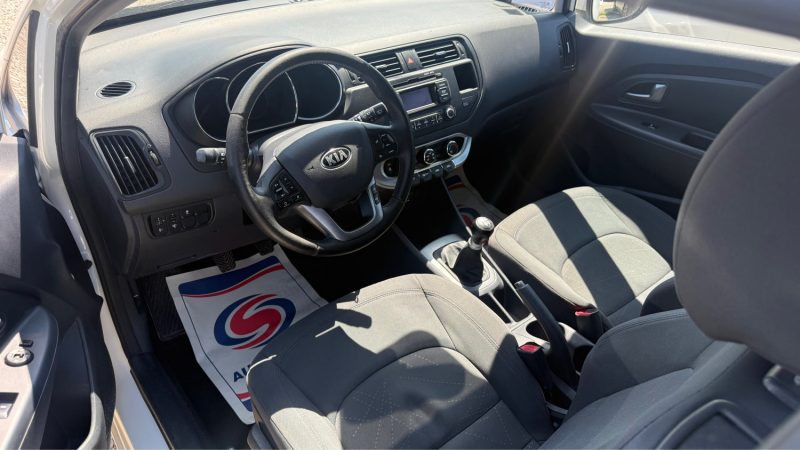 KIA RIO 1.2 85 MOTION 2013