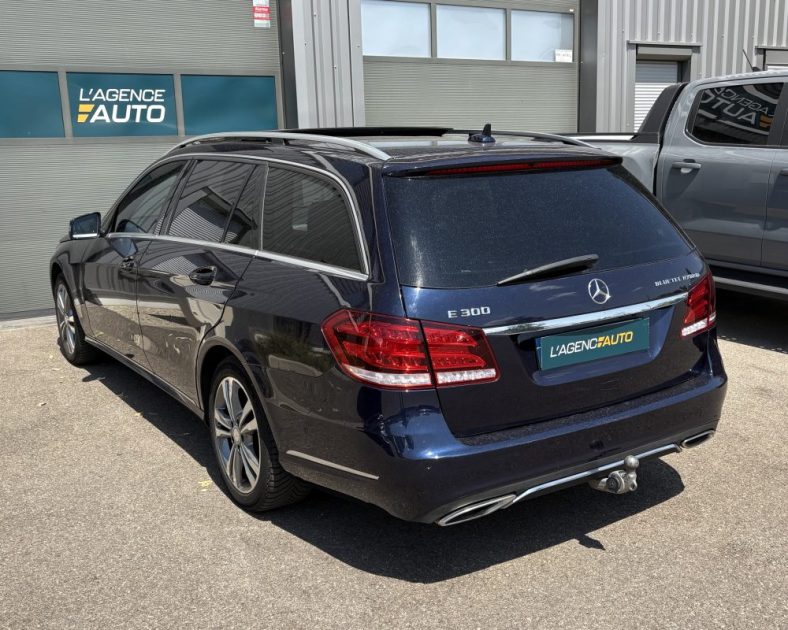 MERCEDES CLASSE E E300 HYBRID / DIESEL- Très bon état - Toit pano/ouvrant - GARANTIE 6 mois
