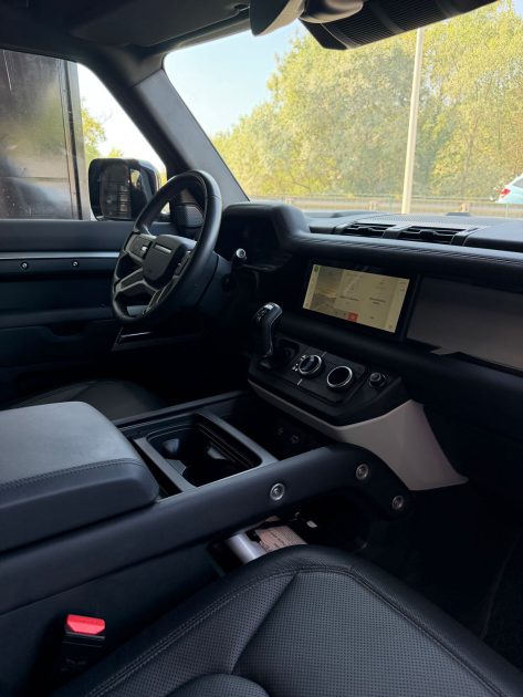 Land Rover Defender 110 P400e AWD X-Dynamic SE BVA 2024 – Échange reprise possible