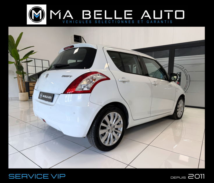 SUZUKI SWIFT 1.2 VVT 94 GLX / TOIT OUVRANT / KEYLESS / CLIM AUTO / RADARS AR