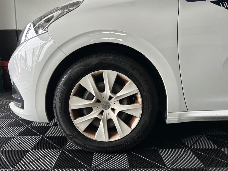 PEUGEOT 208 1.2 68 LIKE