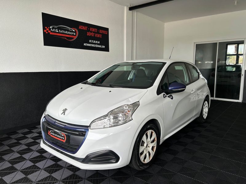 PEUGEOT 208 1.2 68 LIKE