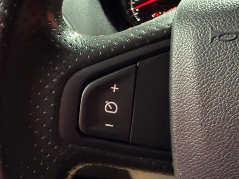 🟢 Renault Megane GT Line 1.2 115 cv Garantie Gps Bluetooth Régulateur Cuir 