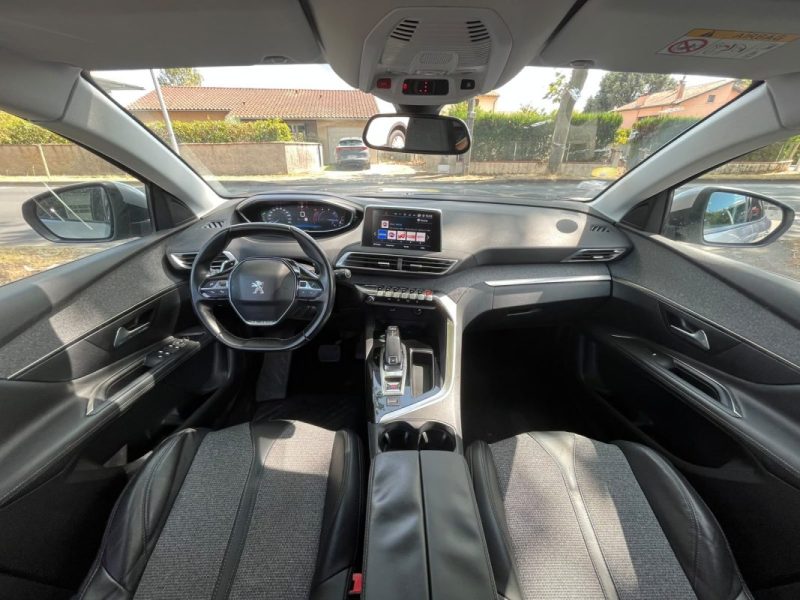 PEUGEOT 3008 Allure 120 ch 1.6 BlueHDi EAT6 Caméra de recul + Vision 360° / i-Cockpit