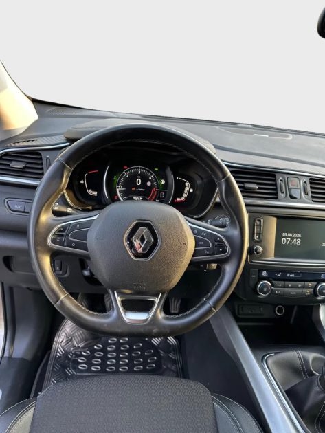 RENAULT KADJAR 1.6 DCI 130 / 4WD / BOSE / ATTELAGE