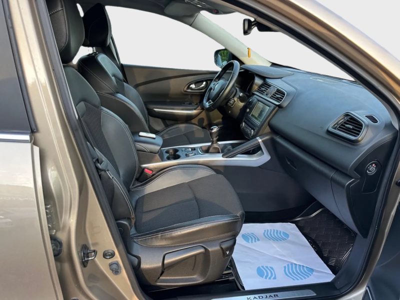 RENAULT KADJAR 1.6 DCI 130 / 4WD / BOSE / ATTELAGE