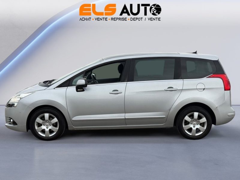 PEUGEOT 5008 1.6 HDI 112ch 7Places 2.Main 