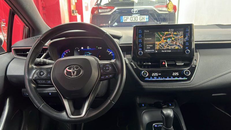 TOYOTA COROLLA BERLINE HYBRIDE 1.8 DYNAMIC BUSINESS 122cv/1 ERE MAIN/TVA RECUPERABLE