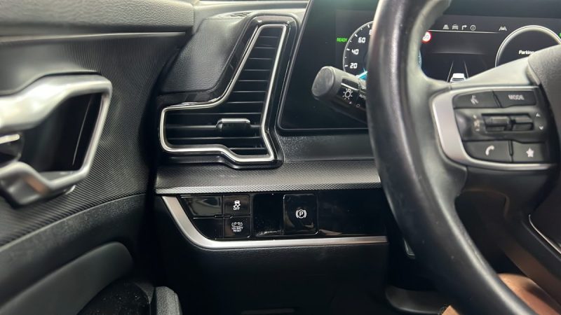 KIA SPORTAGE 1.6 HYBRIDE ESSENCE HEV 230cv DESIGN + TOIT PANORAMIQUE/1 ERE MAIN/TVA RECUPERABLE