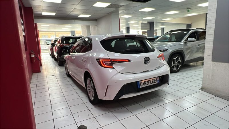TOYOTA COROLLA BERLINE HYBRIDE 1.8 DYNAMIC BUSINESS 122cv/1 ERE MAIN/TVA RECUPERABLE