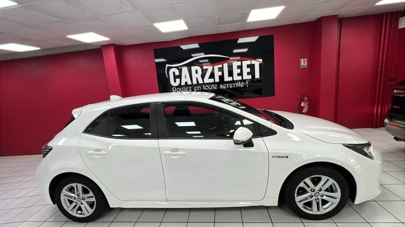 TOYOTA COROLLA BERLINE HYBRIDE 1.8 DYNAMIC BUSINESS 122cv/1 ERE MAIN/TVA RECUPERABLE