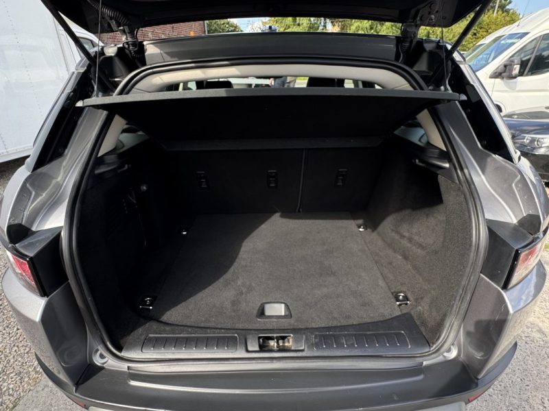 LAND ROVER EVOQUE 2.2 TD4 150Ch PACK PURE GARANTIE 6 MOIS 