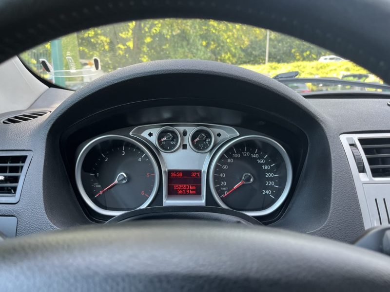 FORD KUGA 2.0 TDCI 140 TREND 2010