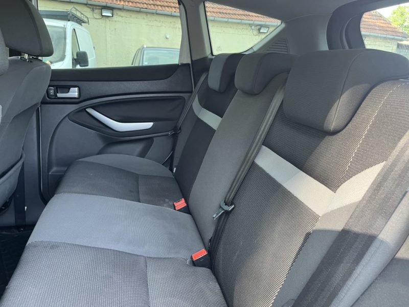 FORD KUGA 2.0 TDCI 140 TREND 2010