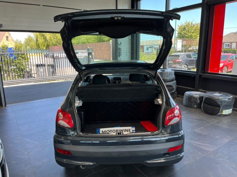 🚗 PEUGEOT 206+ ⚙️ 🔲 Vitres avant électriques