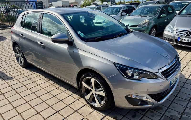 PEUGEOT 308 II 1.6 BLUE HDI 120 FELINE 2016