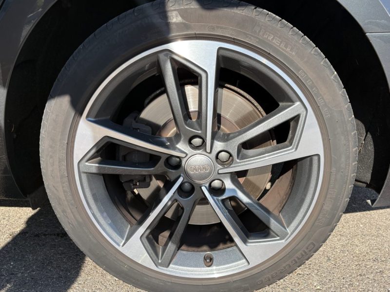 Audi A4 Avant 2.0 TFSI 252 ch S Line Quattro S Tronic 2017 — Entretien AUDI - GARANTIE 6 MOIS