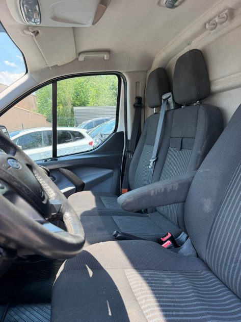 Ford Transit Custom 2.2 TDCi 125 – Utilitaire – Vendu dans l’état – Échange reprise possible