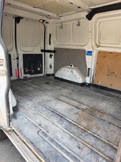 Ford Transit Custom 2.2 TDCi 125 – Utilitaire – Vendu dans l’état – Échange reprise possible