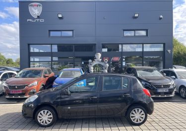 RENAULT CLIO III AUTHENTIQUE 1.2 I 75 CH 16V 2011