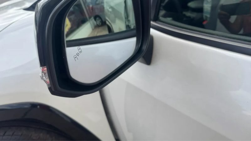 TOYOTA RAV4 HYBRIDE 218CV 2WD COLLECTION CUIR TOIT OUVRANT CAMÉRA 360