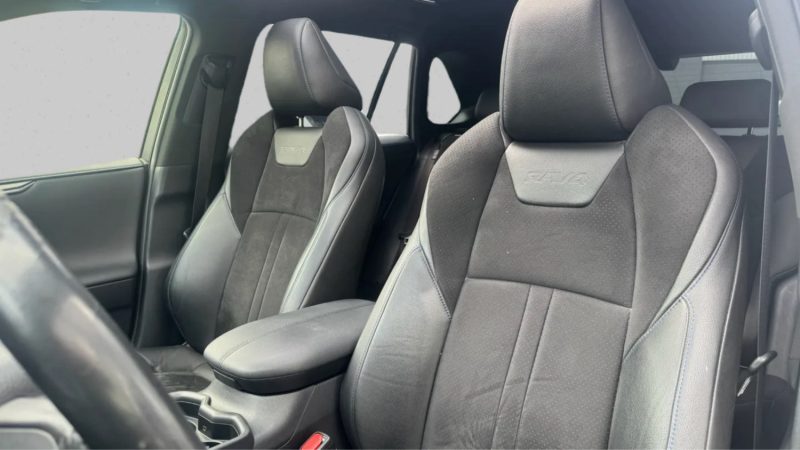 TOYOTA RAV4 HYBRIDE 218CV 2WD COLLECTION CUIR TOIT OUVRANT CAMÉRA 360