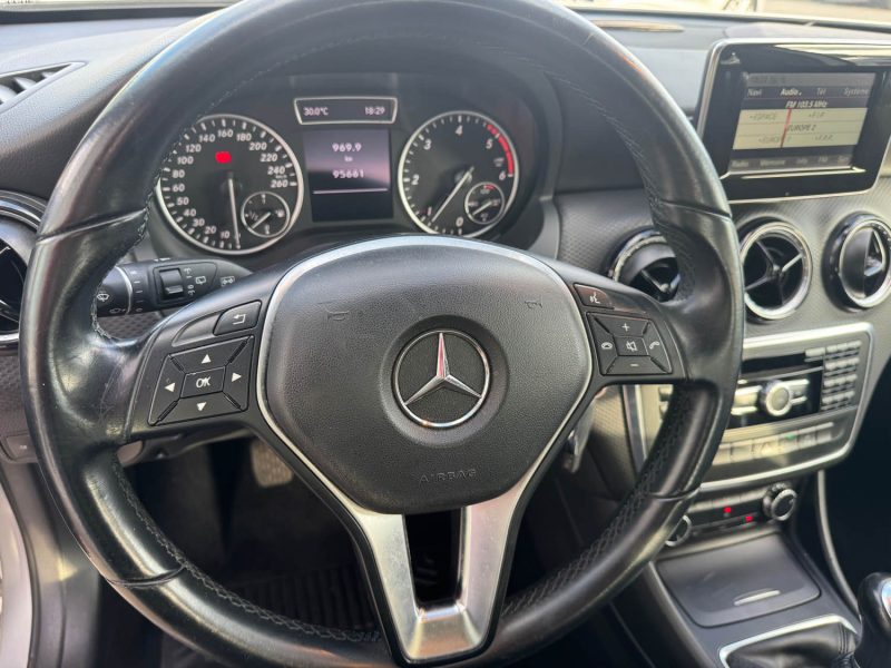 MERCEDES CLASSE A180 CDI INTUITION FAIBLE KM ÉTAT IMPECCABLE 