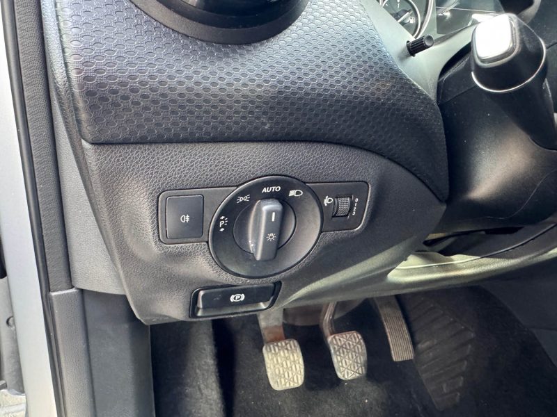 MERCEDES CLASSE A180 CDI INTUITION FAIBLE KM ÉTAT IMPECCABLE 