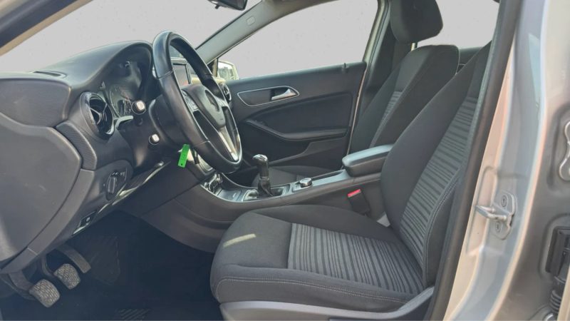 MERCEDES CLASSE A180 CDI INTUITION FAIBLE KM ÉTAT IMPECCABLE 