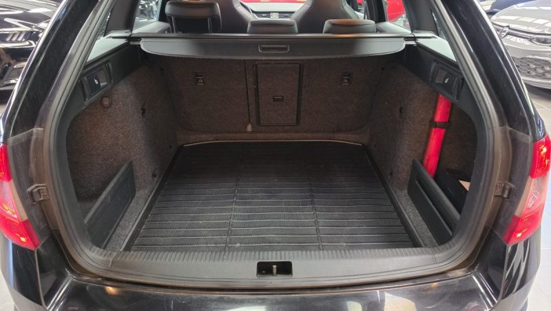 SKODA OCTAVIA COMBI 2.0 TSI RS GREEN TEC DSG*PANO*GPS*